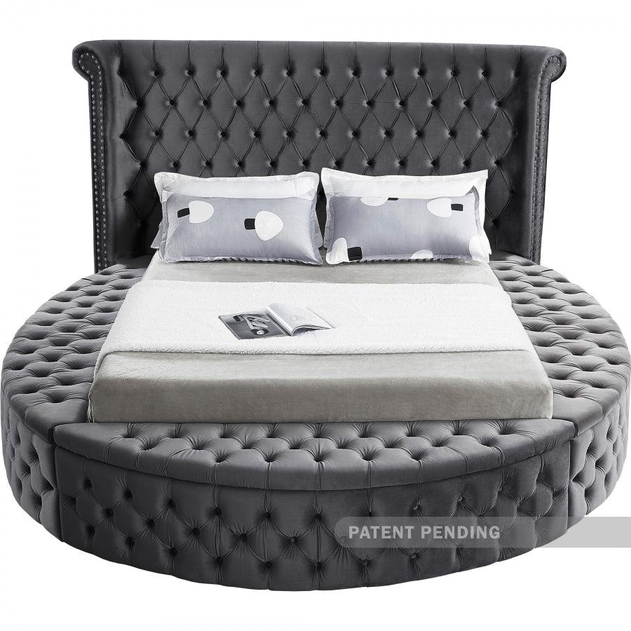 Meridian Furniture - Luxus Velvet Queen Bed In Grey - Luxusgrey-Q