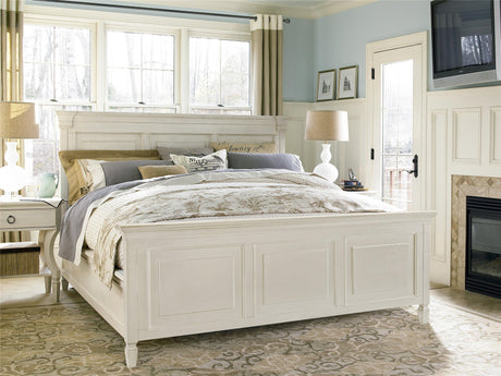 Summer Hill Panel Bed | Universal
