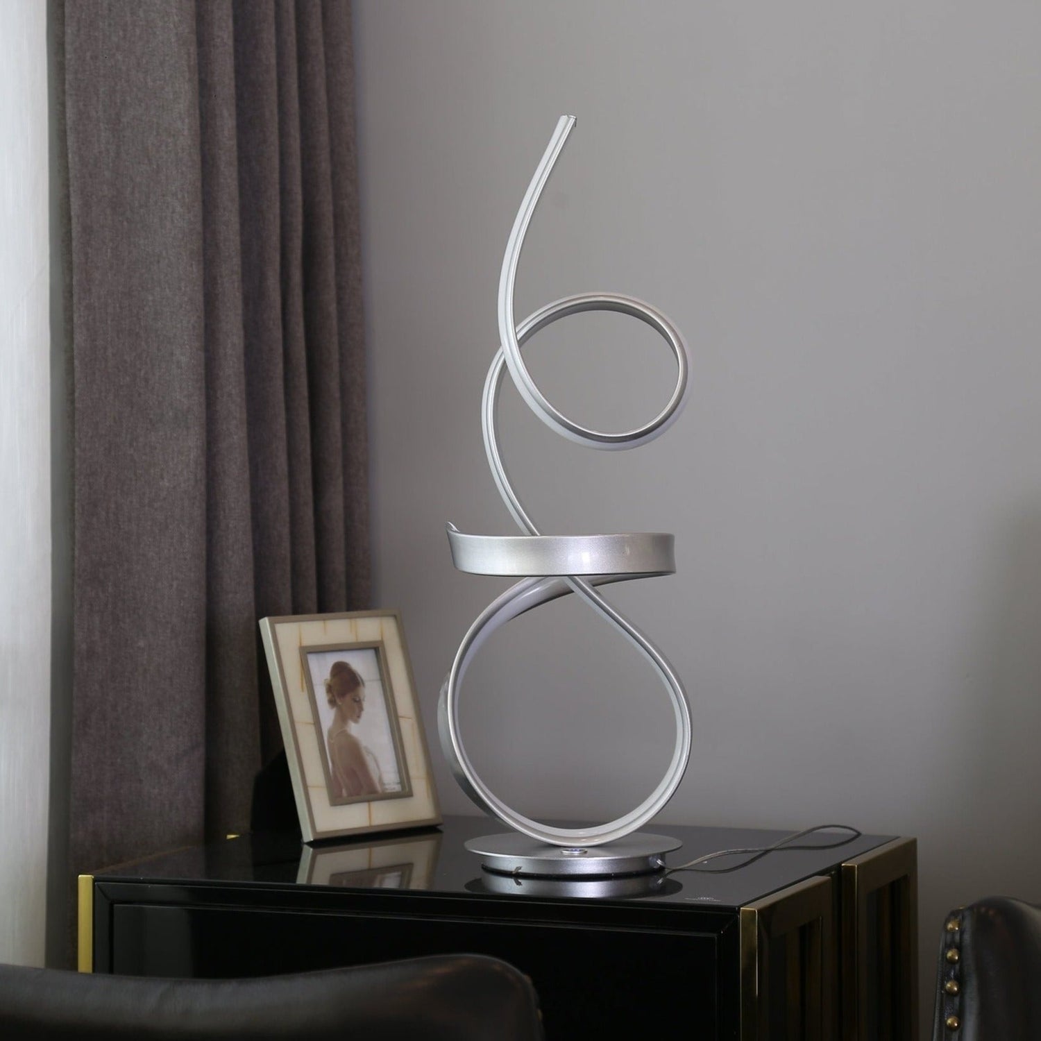 Amsterdam Silver Table Lamp // Led Strip & Touch Dimmer | Finesse | Home Elegance USA