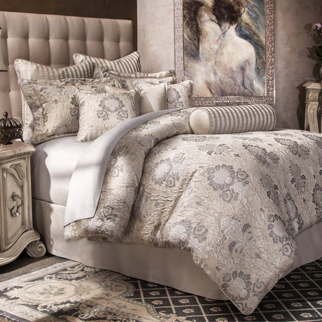Michael Amini Sycamore Comforter Set Silver - Home Elegance USA