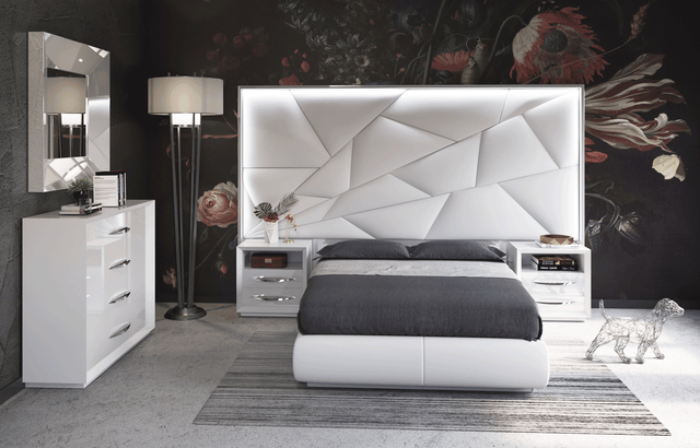 Esf Furniture - Majesty 5 Piece Queen Bedroom W/Light And Carmen Cases - Majestyqs-5Set-Carmen