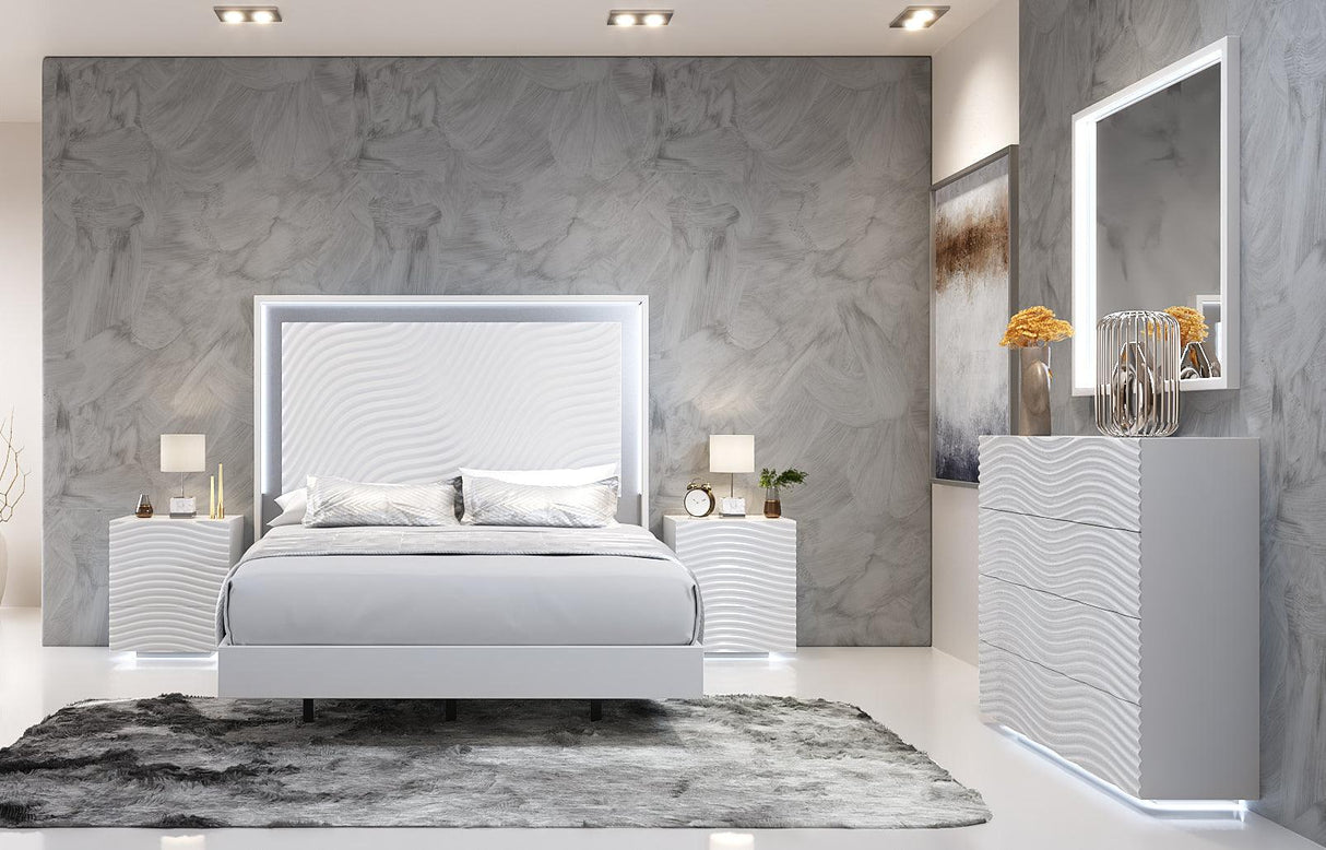 Esf Furniture - Franco Spain Wave 5 Piece King Bedroom Set In White - Waveksbedwhite-5Set