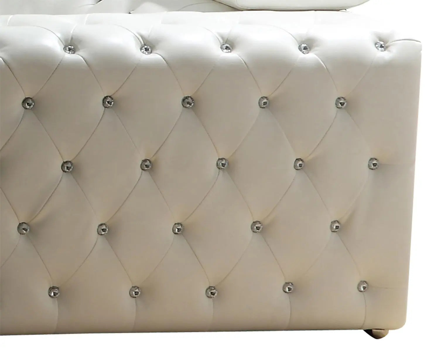 Charlise Modern Style White Loveseat in Faux Leather - Home Elegance USA