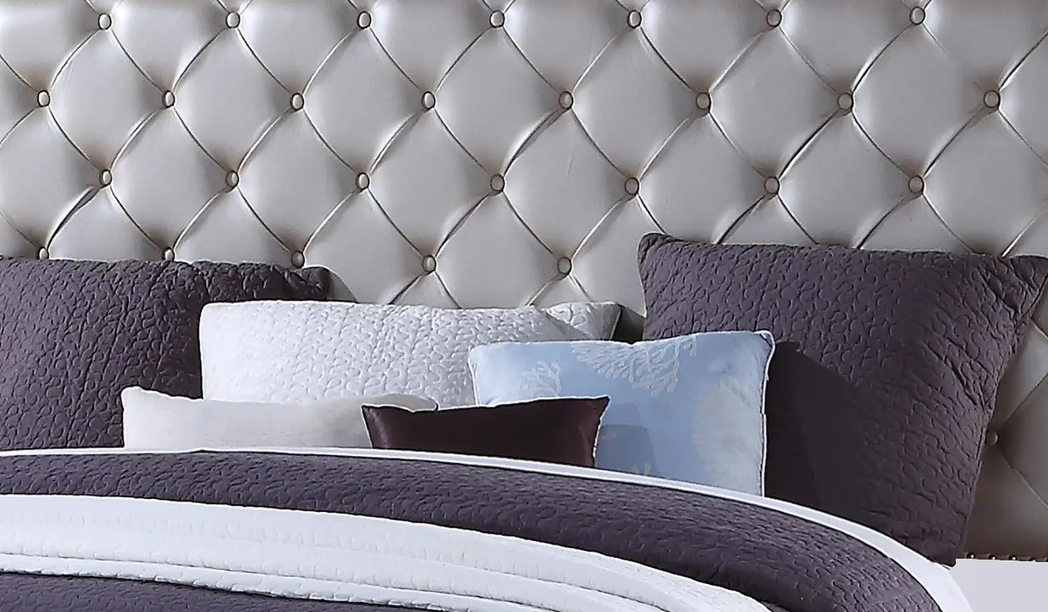 Gloria Contemporary Style Queen Bed in White finish Wood - Home Elegance USA