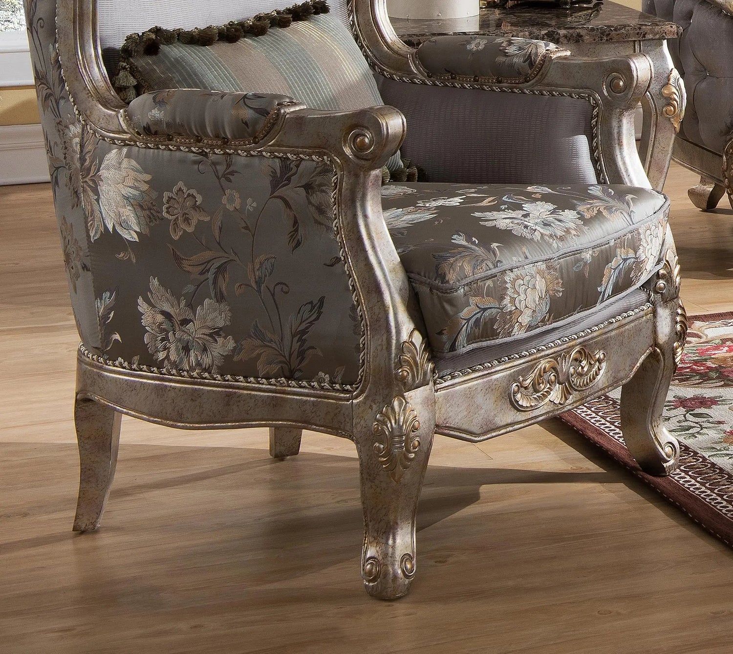 Oprah Traditional Style Chair in Metallic finish Wood - Home Elegance USA