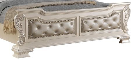 Victoria Traditional Style King Bed In Off-White Finish Wood | Cosmos