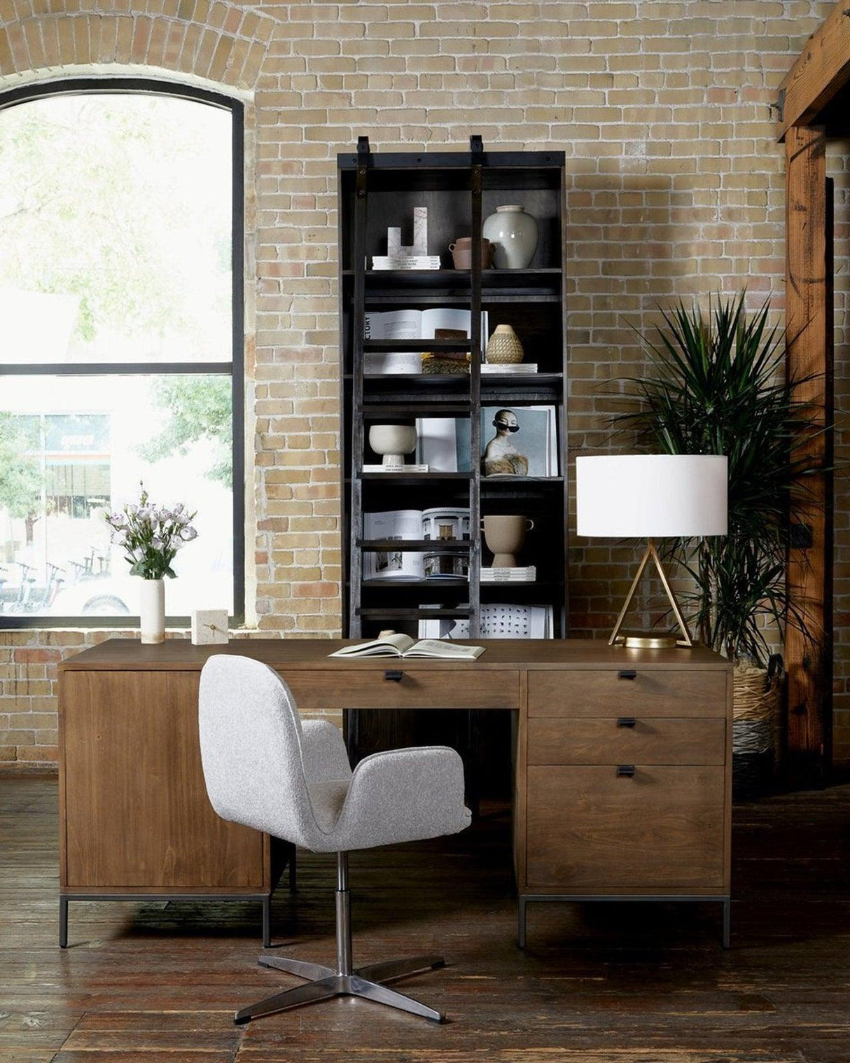 Four Hands Bane Bookshelf With Ladder