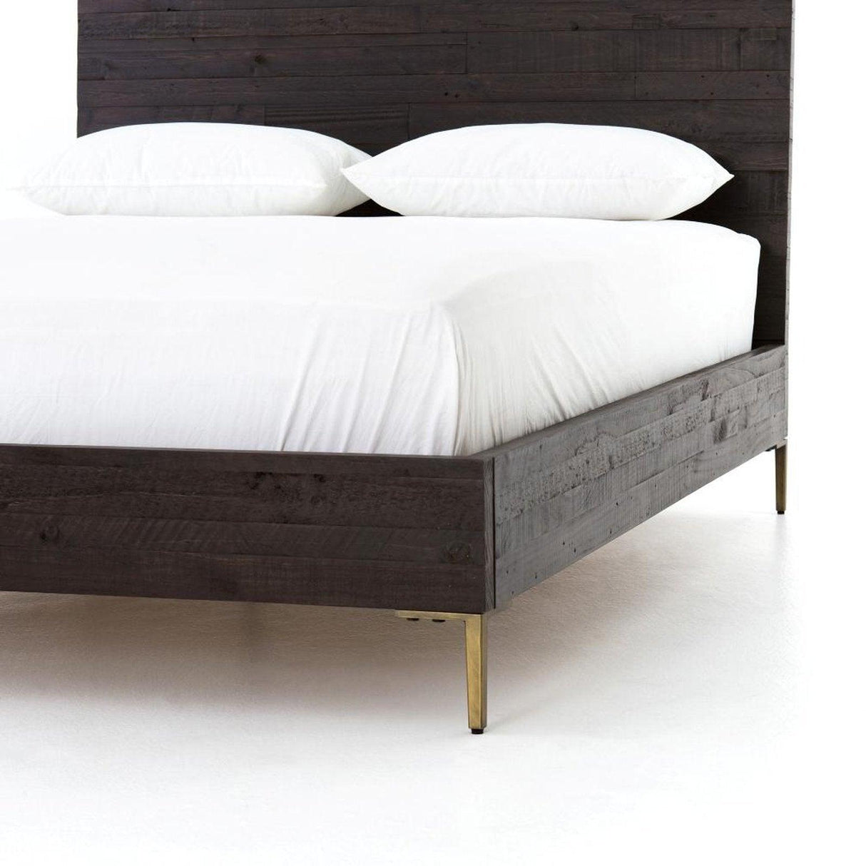 Four Hands Wyeth Bed