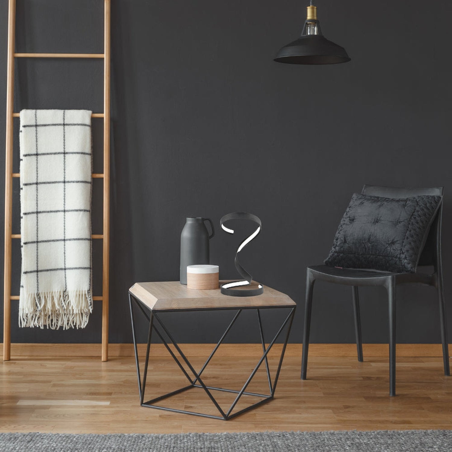 Hamburg Black Table Lamp // LED Strip & Dimmable Switch - Home Elegance USA