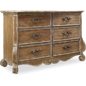 Chatelet 6-Drawer Dresser with Artistic Fretwork and Scalloped Base | Hooker Furniture