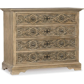 Floresville Bachelor’s Chest in Sandstone Finish | Hooker