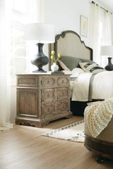 Hooker Furniture La Grange Bridge Valley Bachelors Chest