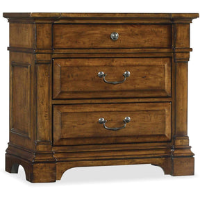 Tynecastle Nightstand Warm Chestnut Alder – Hooker Furniture