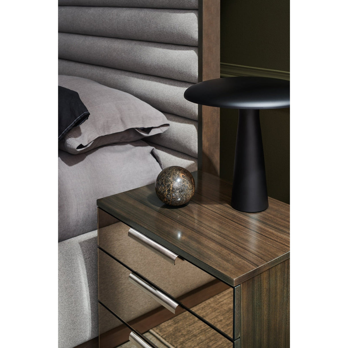 Caracole Modern La Moda Drawer Nightstand - Home Elegance USA