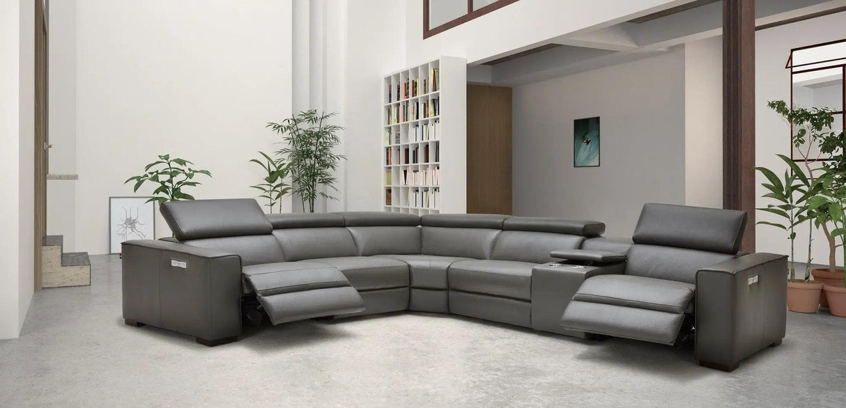 Picasso 6Pc Motion Sectional by J&M Furniture J&M Furniture