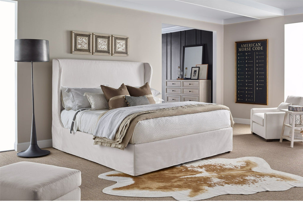 Universal Furniture Modern Farmhouse Delancey Bed