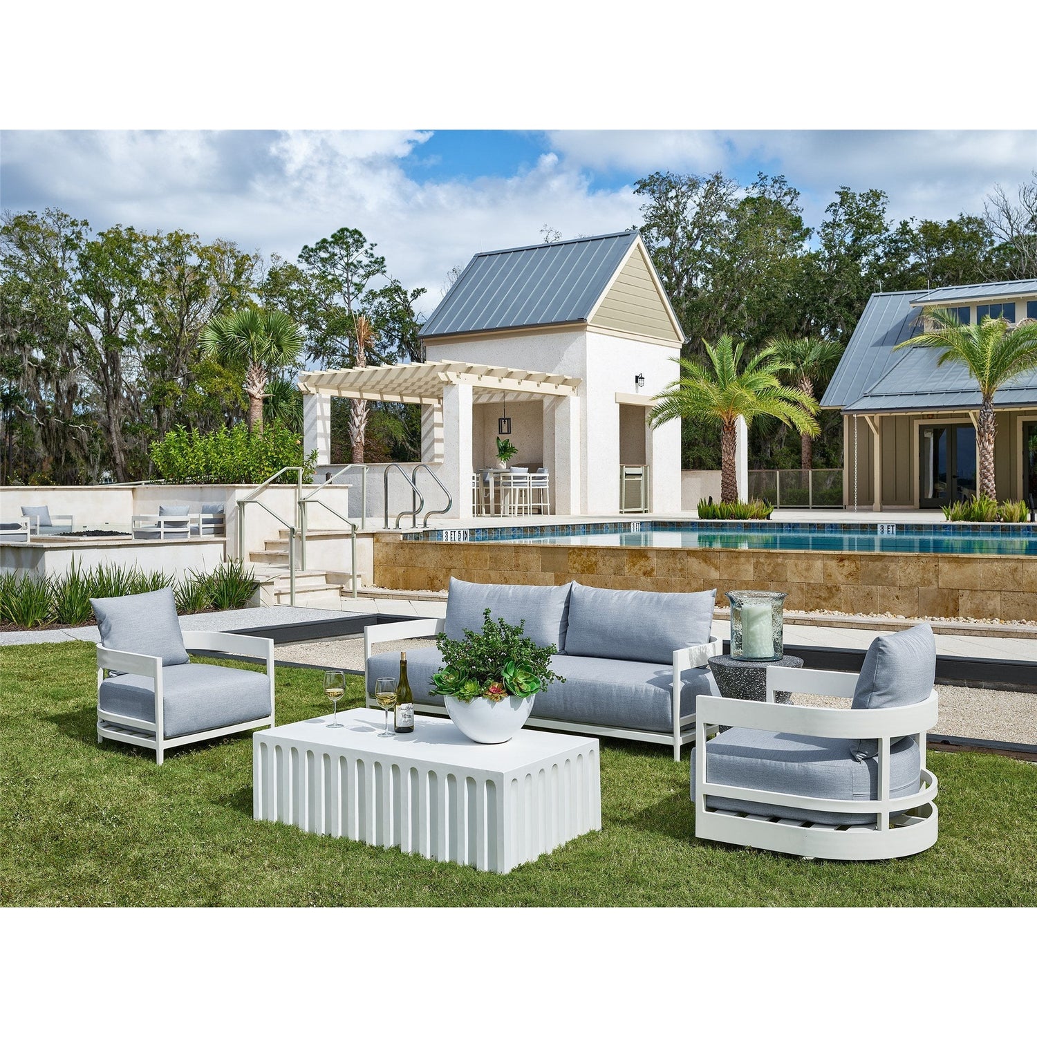 Coastal Living Outdoor South Beach Swivel Lounge Chair | Universal