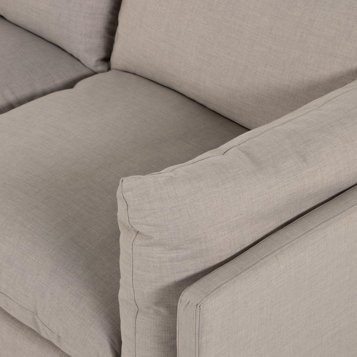 Four Hands Westwood 4 Pc Sectional With Corner Table