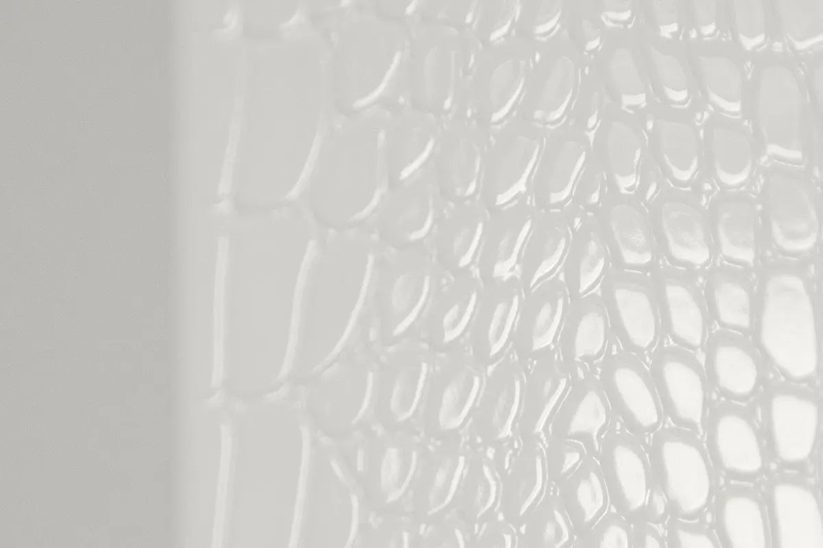 A&X Regal Modern White Crocodile Floor Mirror Vgunak421 - Wht | Home Elegance USA