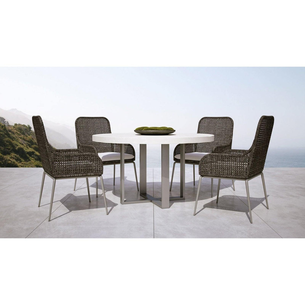 Bernhardt Exteriors Del Mar Round Dining Table - Home Elegance USA