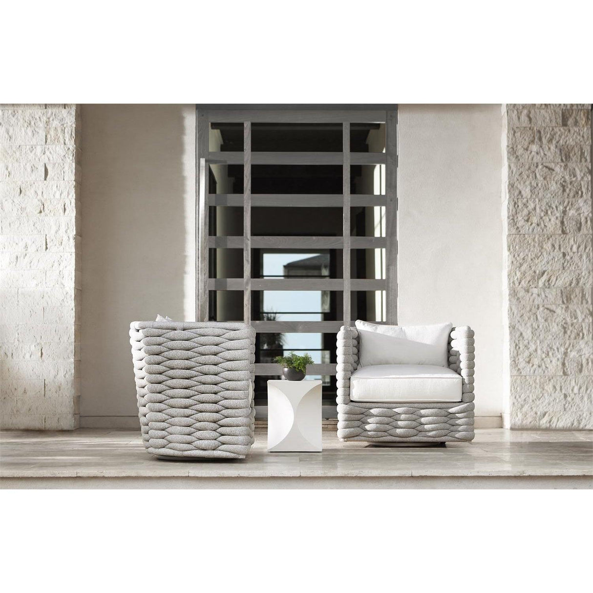 Bernhardt Exteriors Millim Bunching Table - Home Elegance USA