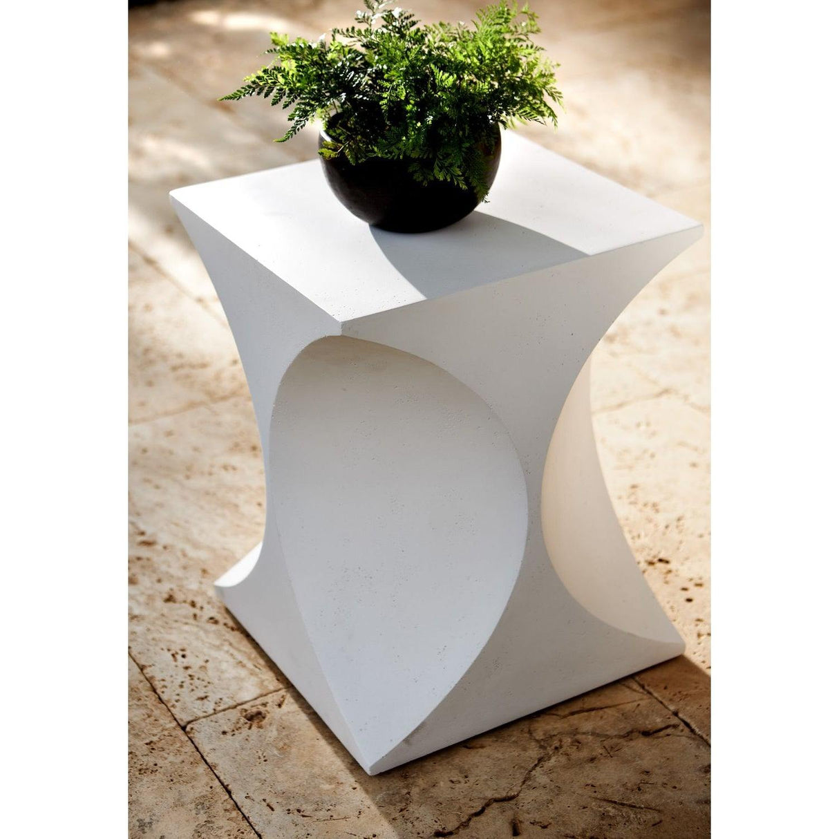 Bernhardt Exteriors Millim Bunching Table - Home Elegance USA