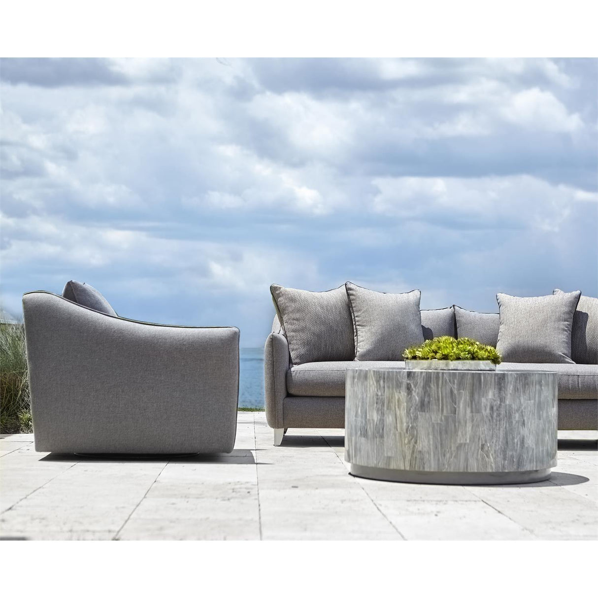 Bernhardt Exteriors Pacifica Round Cocktail Table - Home Elegance USA