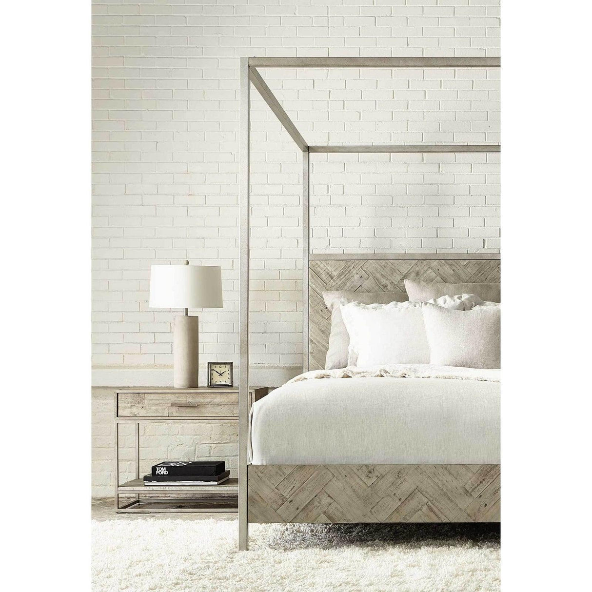 Bernhardt Highland Park Milo Canopy Bed - King - Home Elegance USA