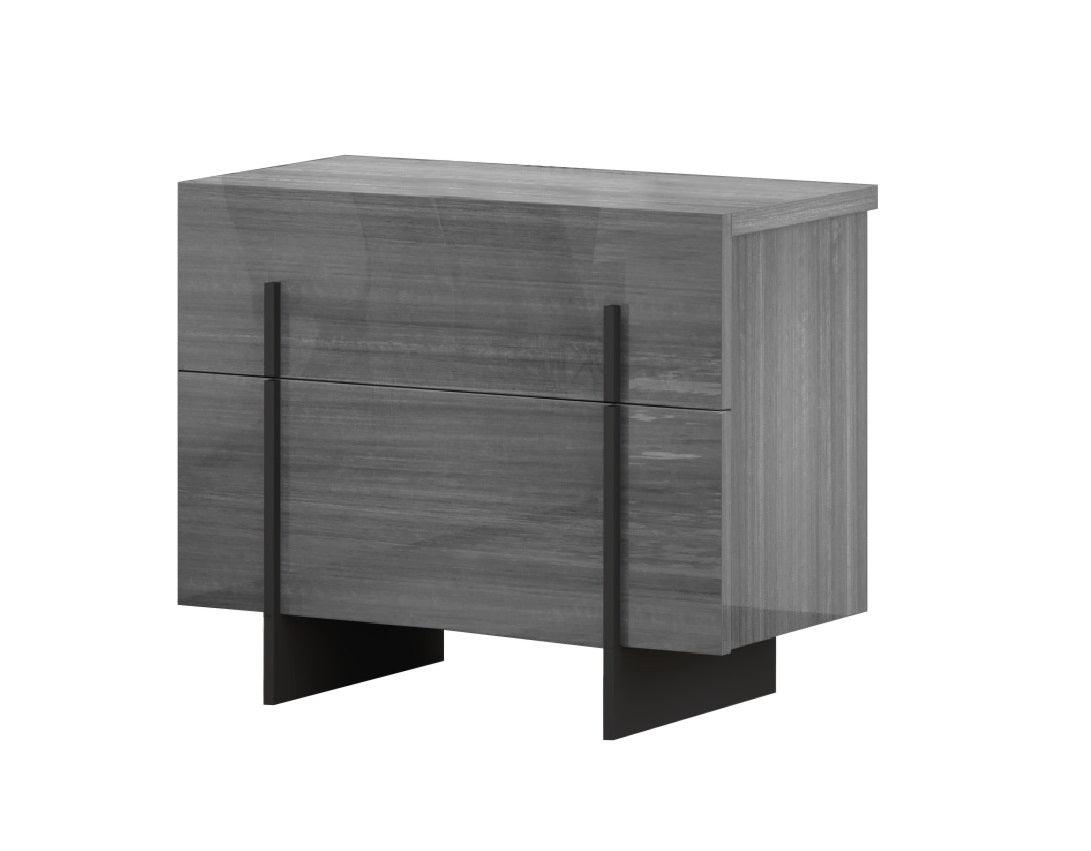 Blade 5 Piece Eastern King Bedroom Set In Grey - 17450Ek - 5Set | J&M | Home Elegance USA