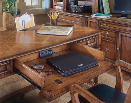 Brookhaven Leg Desk 60-inch in Cherry Veneer Distressed Finish – Hooker Furniture