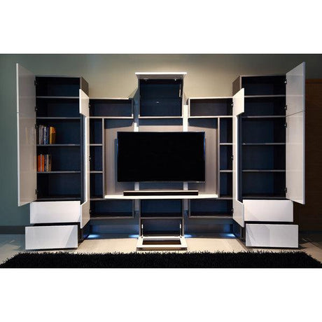 Knotch 4 Piece Eastern King Size Bedroom Set - 1754426-K-4Set | J&M