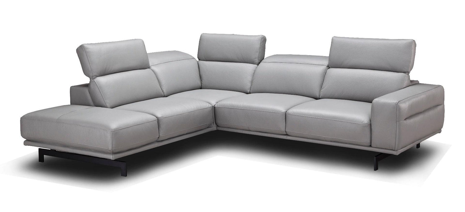 Davenport Light Grey Sectional In Left Facing - 17981 - Lhfc | J&M | Home Elegance USA
