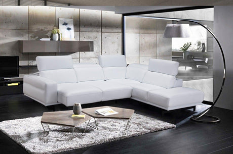 Davenport Snow White Sectional In Right Facing - 17988-Rhfc | J&M