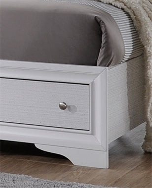 Traditional Matrix 7 Drawer Dresser in White made with Wood - Home Elegance USA