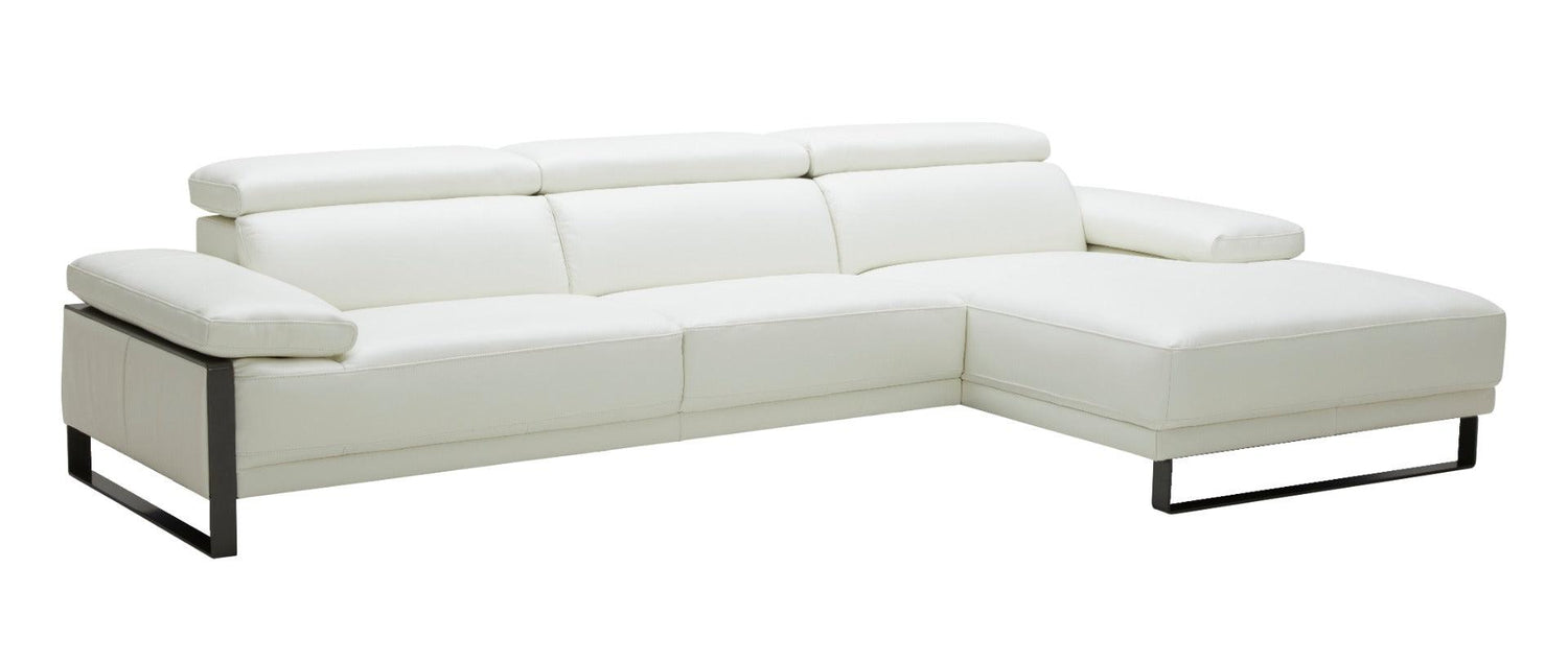 J&M Furniture - Fleurier Sectional In Right Hand Facing - 17246-Rhfc