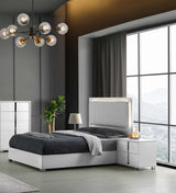 J&M Furniture - Giulia King Bed In Matte White - 101K