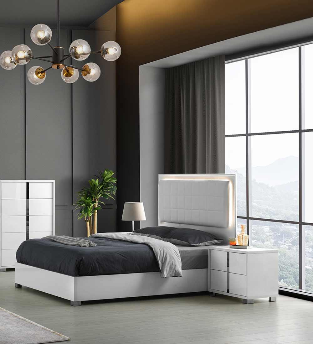 J&M Furniture - Giulia 3 Piece Queen Bedroom Set In Matte White - 101Q-3Set