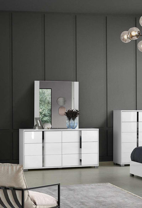 J&M Furniture - Giulia Dresser And Mirror In Matte White - 101Dm