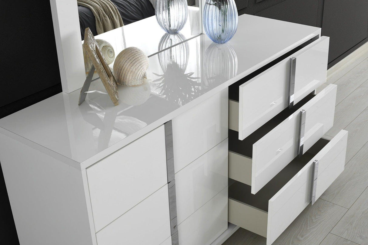 J&M Furniture - Giulia 5 Piece King Bedroom Set In Matte White - 101K-5Set
