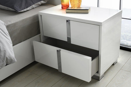 Giulia 5 Piece King Bedroom Set In Matte White - 101K-5Set | J&M