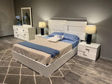 J&M Furniture - Infinity Queen Bed In White Glossy - 17441Q
