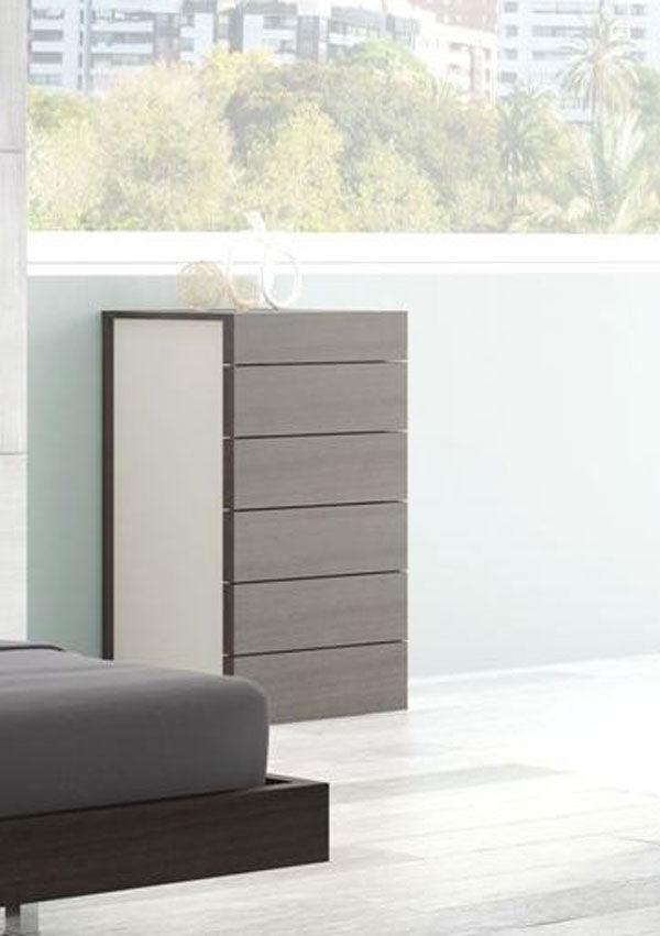 J&M Furniture - Maia Light Grey Lacquer 3 Piece Eastern King Platform Bedroom Set - 17867221-K-3Set