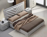 J&M Furniture - New York 3 Piece Eastern King Bedroom Set - 18215K-3Set