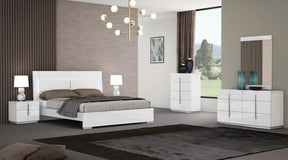 Oslo 6 Piece Queen Bedroom Set In White - 17485-Q-6Set | J&M