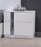J&M Furniture - Palermo White Lacquer 3 Piece Eastern King Bedroom Set - 17853-K-3Set
