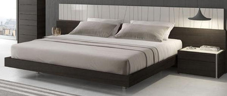 J&M Furniture - Porto Natural Light Grey Lacquer 4 Piece Eastern King Platform Bedroom Set - 17867-K-4Set