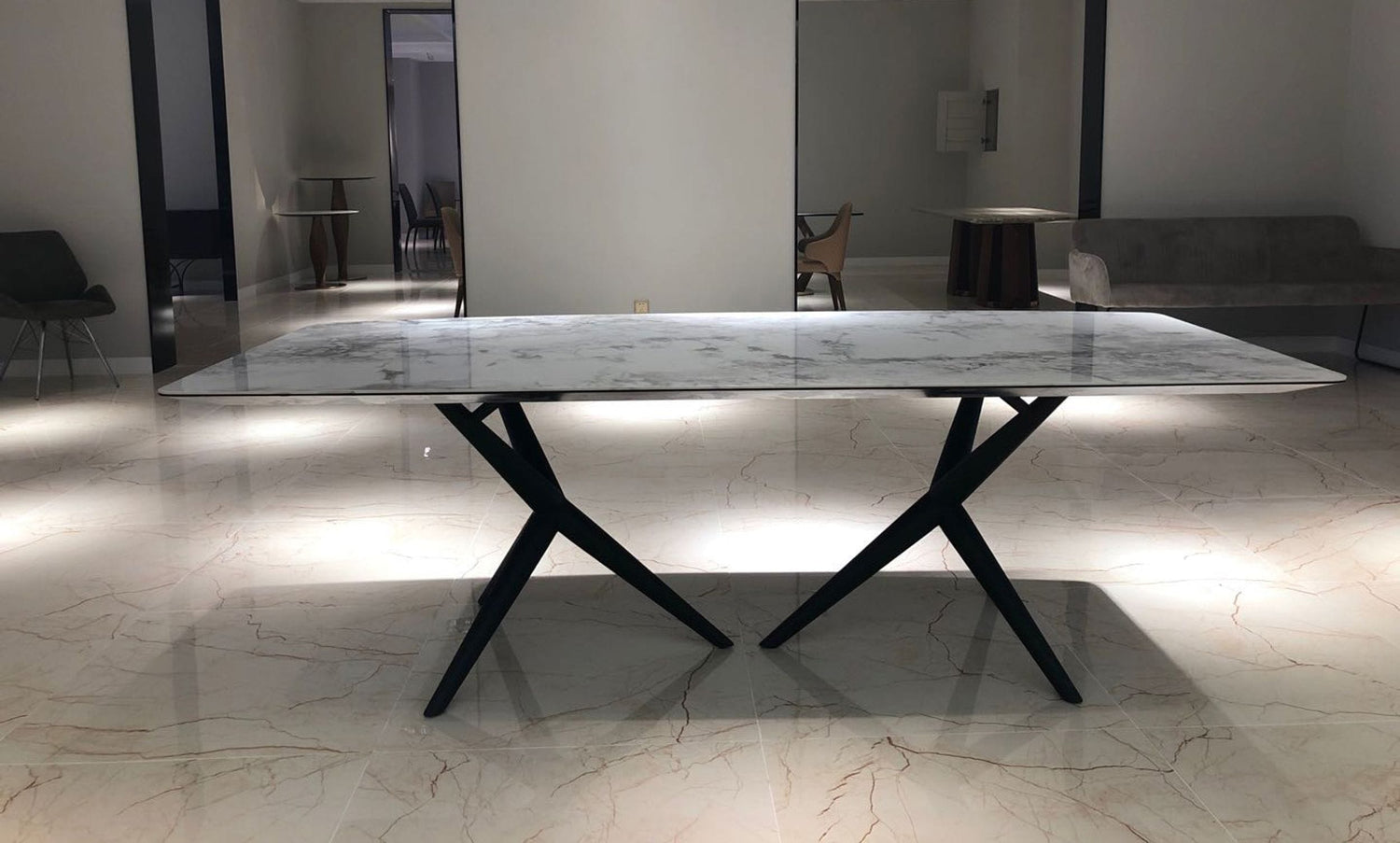 Vig Furniture Modrest Stetson - Modern White Ceramic & Smoked Ash Dining Table
