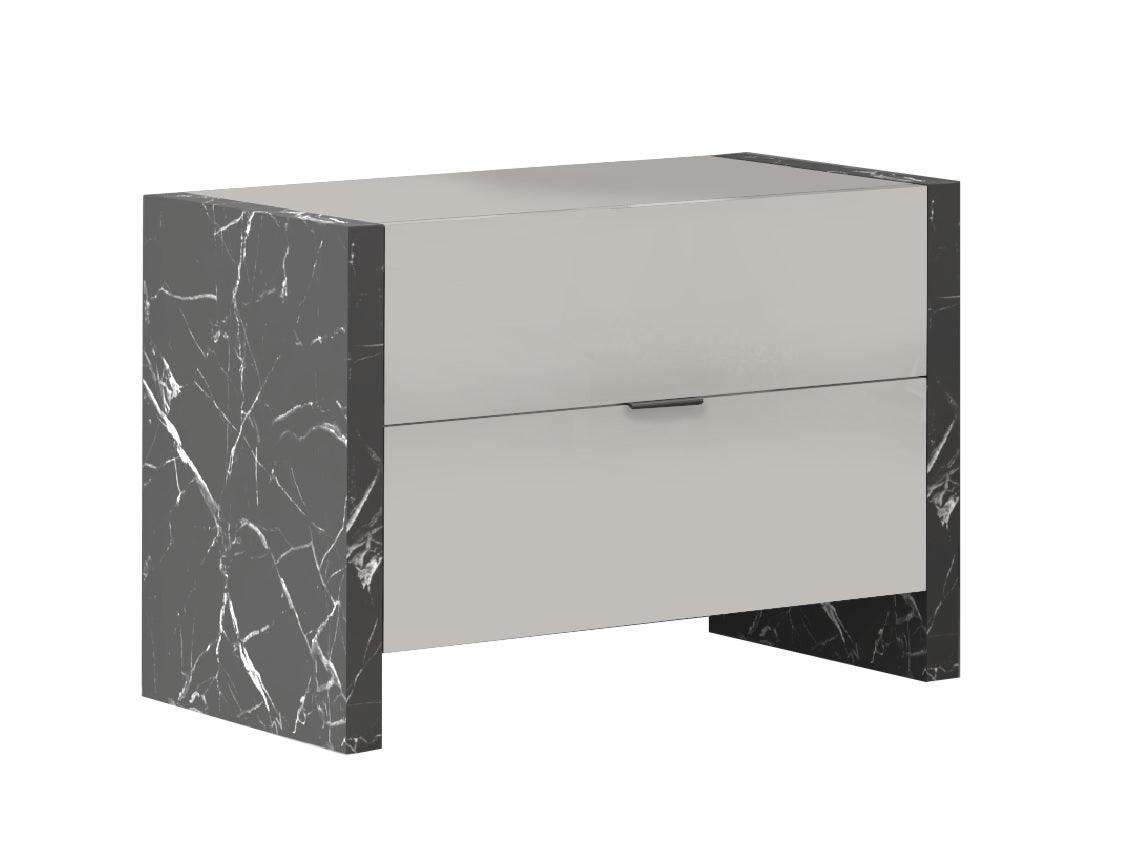 J&M Furniture - Stoneage 5 Piece Queen Bedroom Set In Light Grey Lacquer - 17455Q-5Set