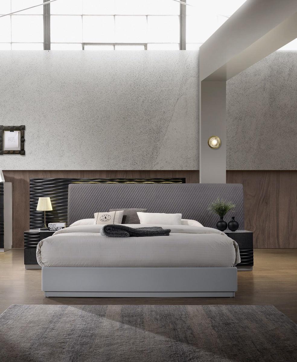 J&M Furniture - Tribeca 5 Piece Queen Bedroom Set In Black & Grey - 18869-Q-5Set