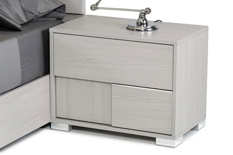 Vig Furniture - Modrest Ethan Italian Modern Grey Nightstand - Vgacethan-Ns